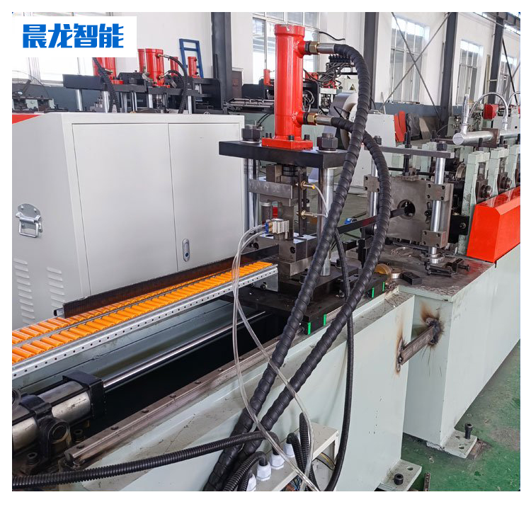 太陽能板光伏鋼質邊框自動生產線